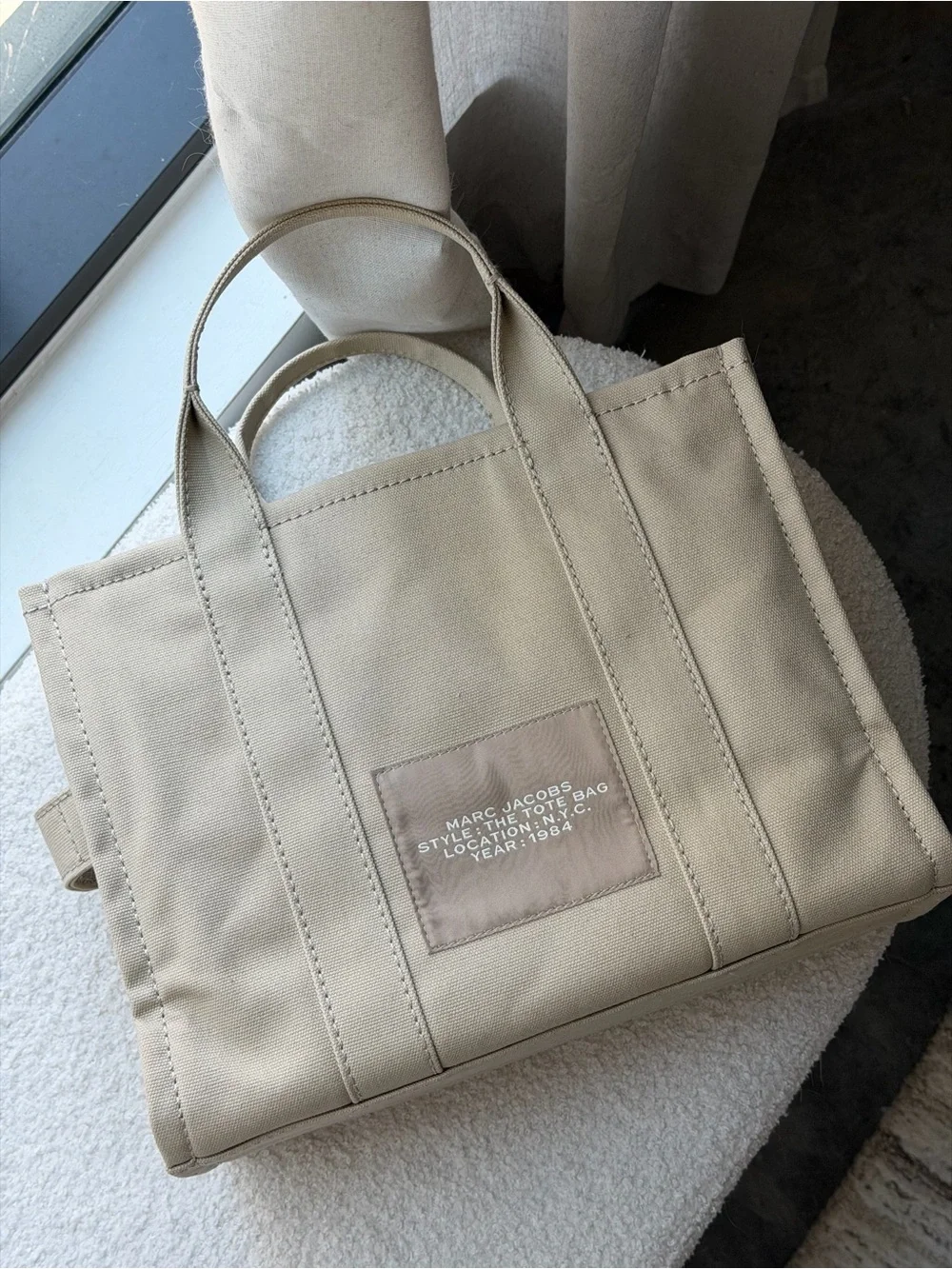 Marc Jacobs Canvas Tote Bag in Beige with White Logo